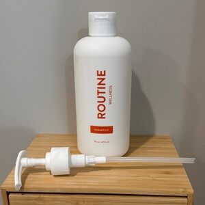 Routine Wellness Shampoo with Pump